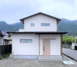 フジモクの家完成見学会のご案内「富士市中之郷の家完成見学会」～上質素材がつくる、のびやかな住まい～