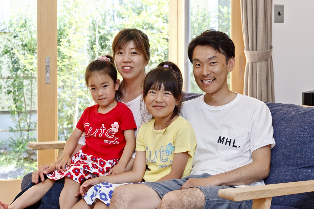 大きな軒と大きな吹き抜けでワクワク過ごす心地いい住まい