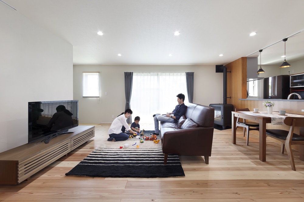 シンプルで風合い豊かな住まい