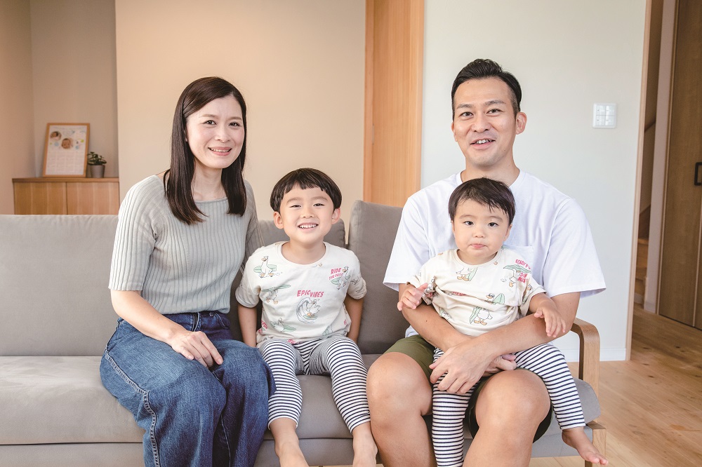 素材を楽しむシンプルな住まい