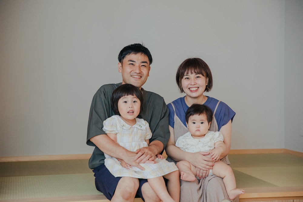 ゆとりを感じられる大屋根のかかった平屋の住まい