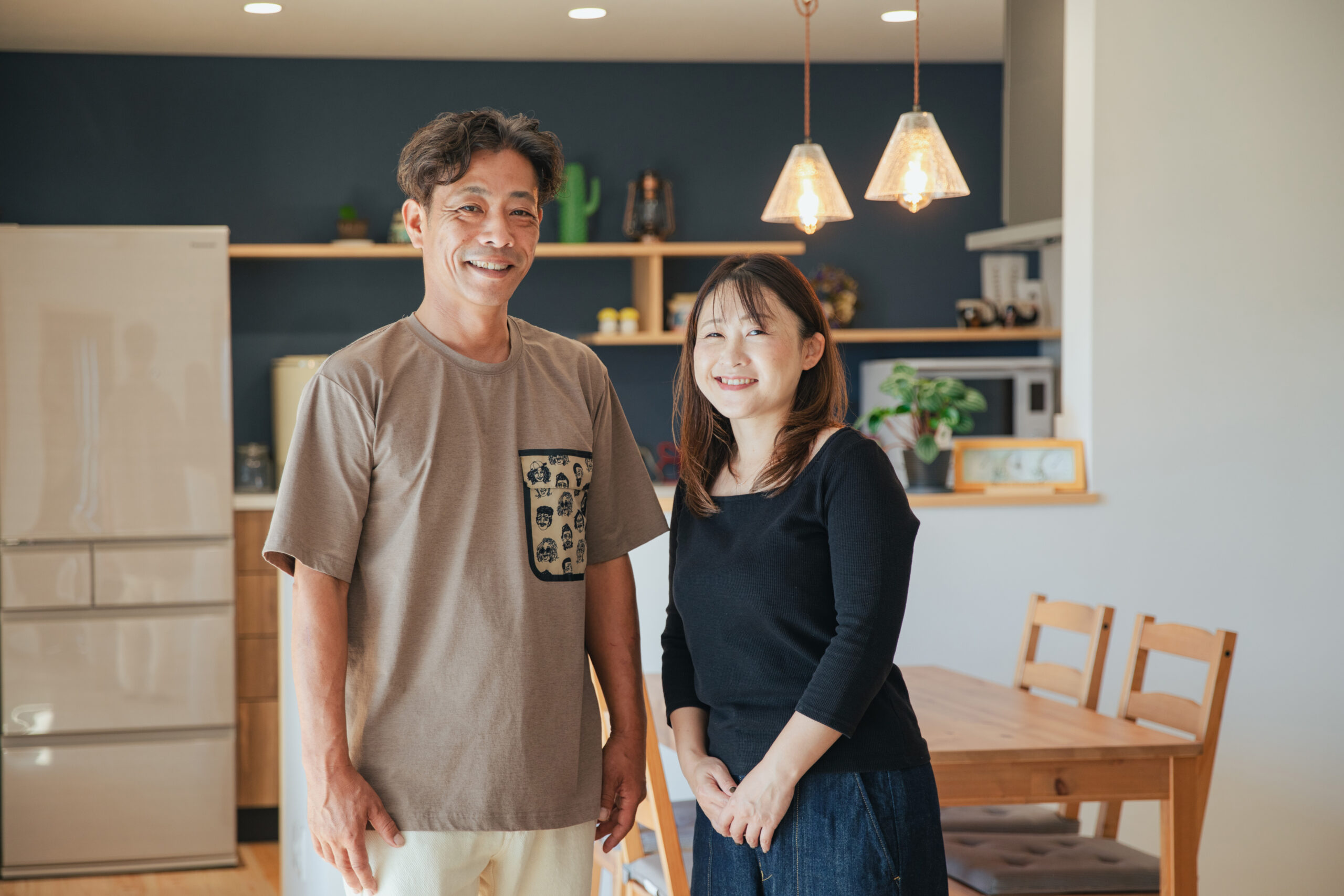 富士ヒノキの香りがリビングに漂う夫婦二人の平屋の家
